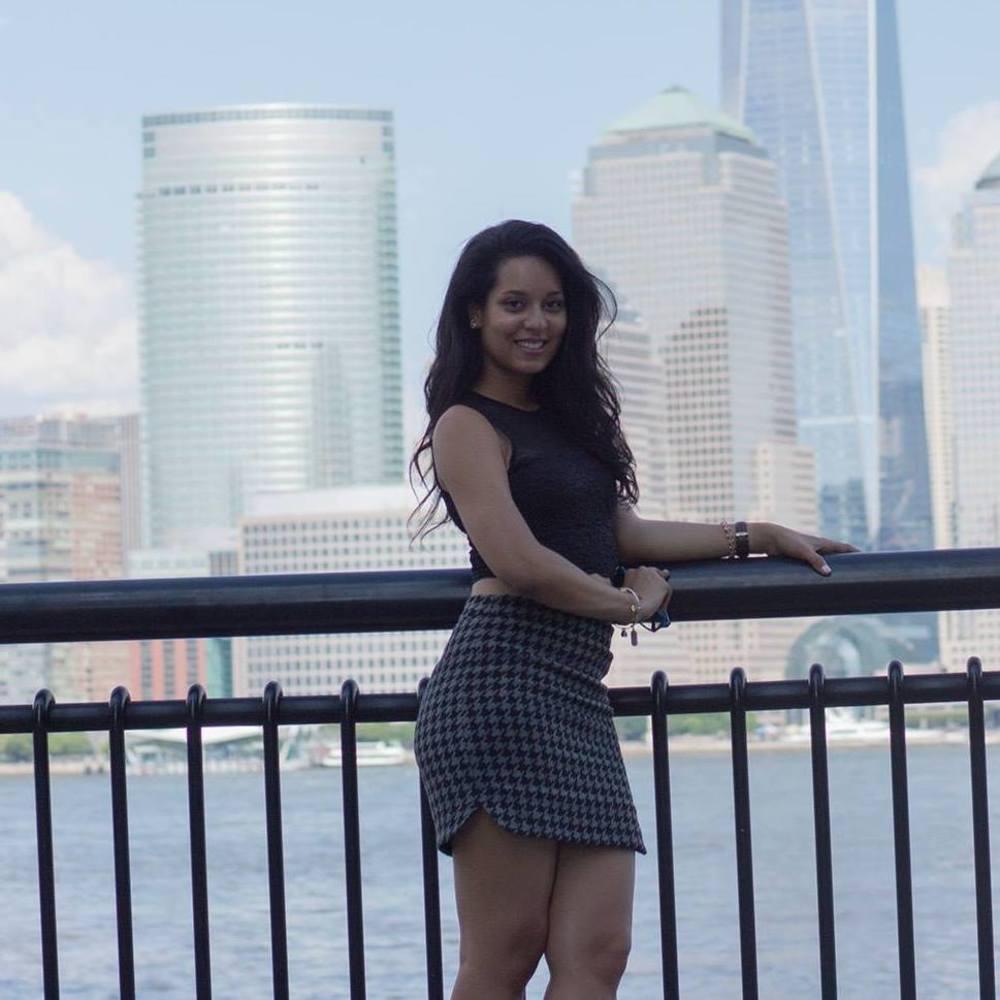 Meet your Posher, Evelyn